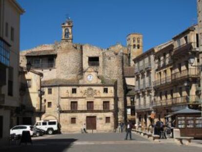 Plaza mayor de Sep&uacute;lveda, en Segovia. 