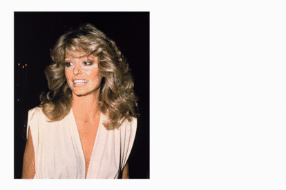 Volumen de vértigo. Raquel Welch y Farrah Fawcett compartían algo en común: el gusto por las melenas icónicas y vertiginosas. Las tres hicieron de la laca su máxima aliada para potenciar sus peinados de impacto, y esta temporada firmas como Chanel y Moschino les toman el relevo. “Estos 'looks' se pueden resumir en tres palabras: divertidos, sexys y cómicos”, comentaba el artífice de las creaciones de Moschino, Jimmy Paul. Conseguir una melena de diva es tan sencillo como levantar el pelo de la raíz, pulverizar un poco de laca Elnett de L’Oreal y sacudirlo para un resultado cinematográfico. Porque sus propiedades van más allá de la fijación, se retira con un ligero cepillado y permite jugar con el cabello. El secreto mejor guardado de los estilistas.