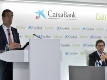 Gonzalo Gortázar, consejero delegado de CaixaBank, y José Ignacio Goirigolzarri, presidente de Bankia y en unos meses de CaixaBank