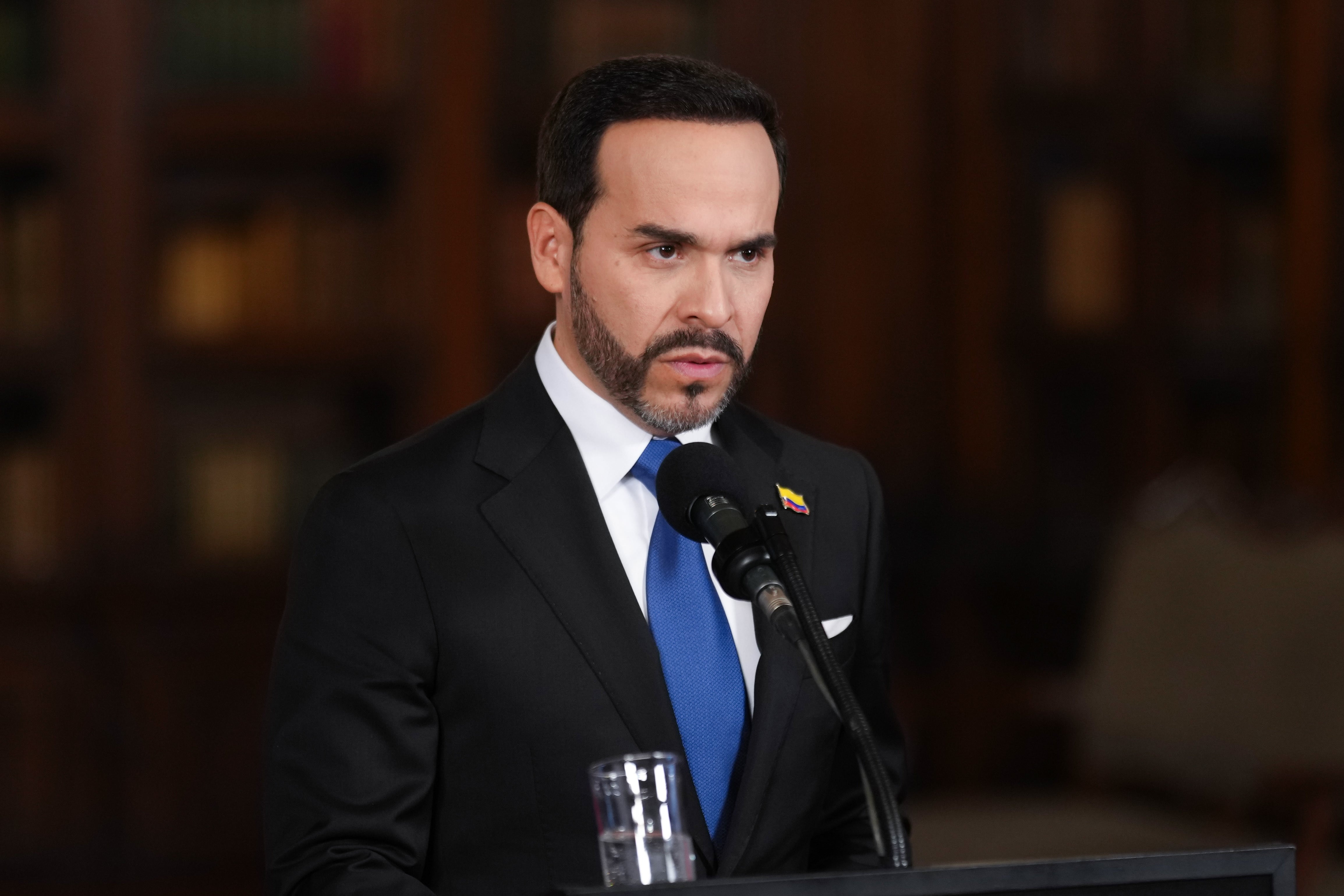 Regularizar en vez de perseguir