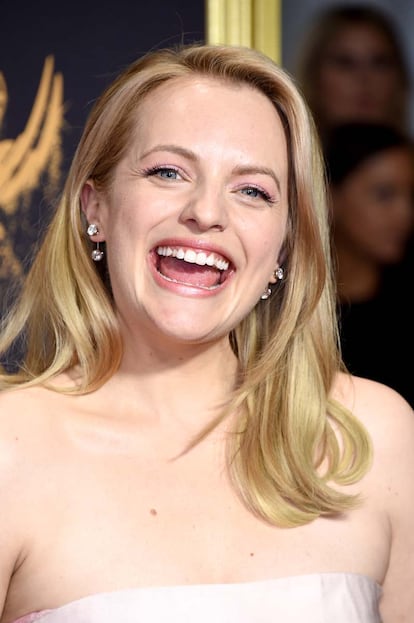 Elisabeth Moss, con maquillaje muy natural.