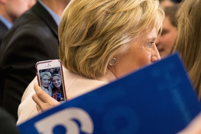 Hillary Clinton, a la cabeza en las primarias demócratas, durante un acto de campaña en Des Moines, Iowa, el 29 de enero de 2016.