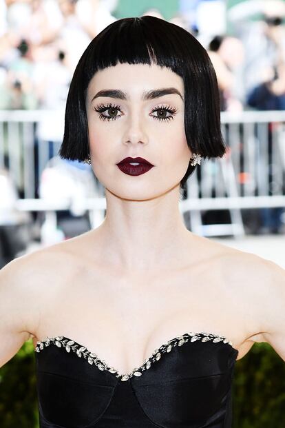 Lily Collins.