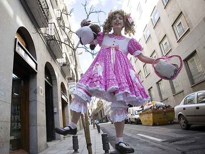 La modelo del fotógrafo Luis Baylón para su cartel del Círculo, retratada ayer en Madrid.