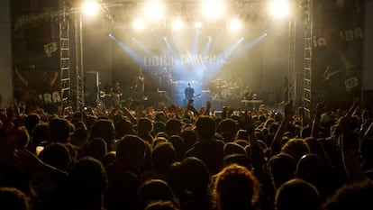 Una actuaci&oacute;n de la Gira 2102 de Escola Valenciana. 