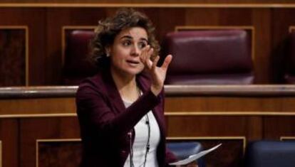 La ministra de Sanitat, Dolors Montserrat, durant una intervenció al Congrés.