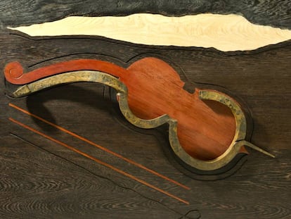 'Violonchelo. Sueño de la música', última obra realizada por Martín Chirino 