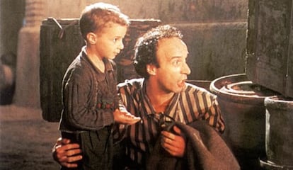 Fotograma de la película italiana ‘La vida es bella’, dirigida por Roberto Benigni.