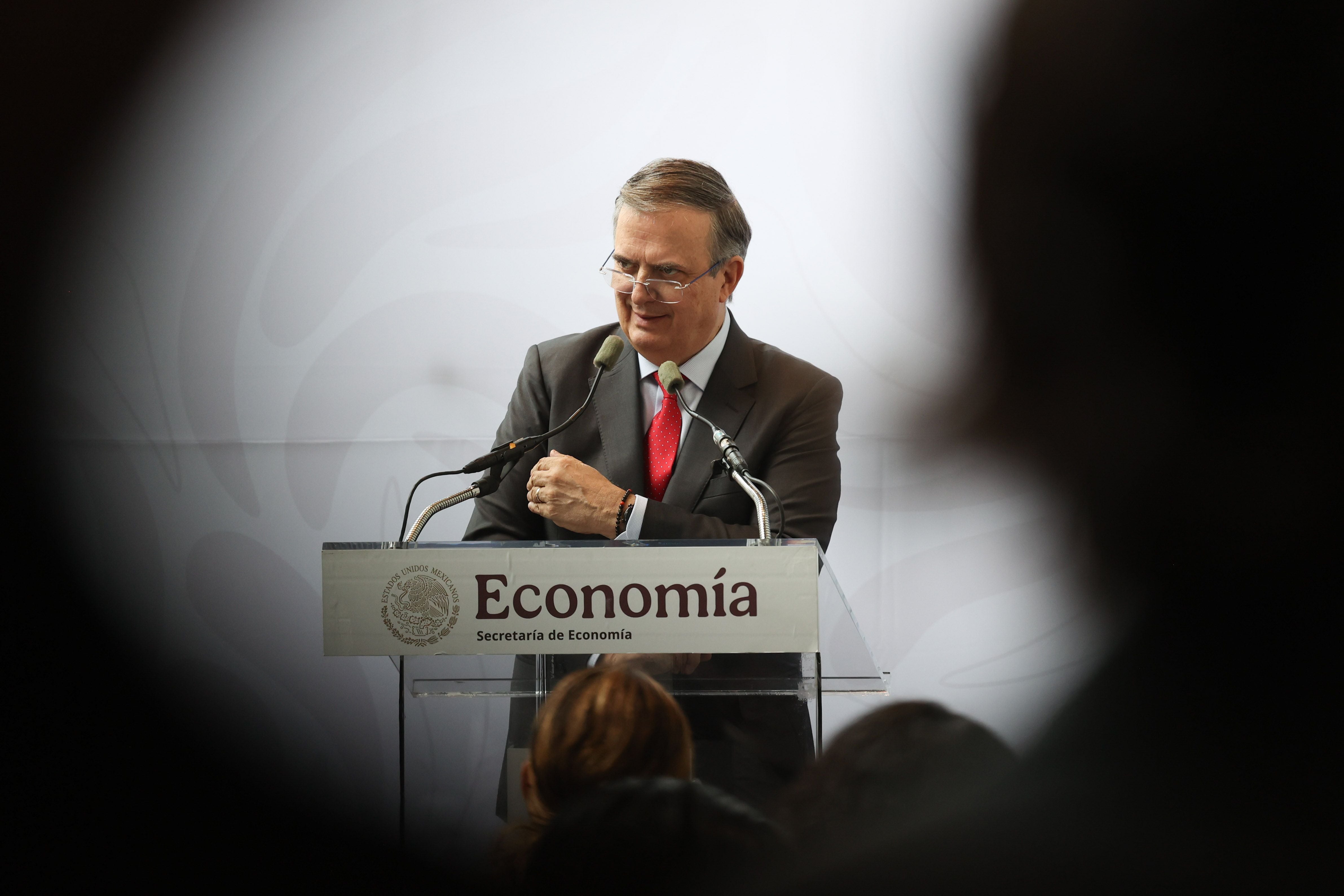 México vislumbra un camino cuesta arriba para asegurar el futuro del TMEC