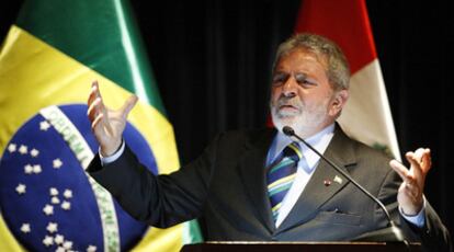 El presidente de Brasil, Luiz Inácio Lula da Silva, durante un seminario celebrado en Lima (Perú) el viernes.