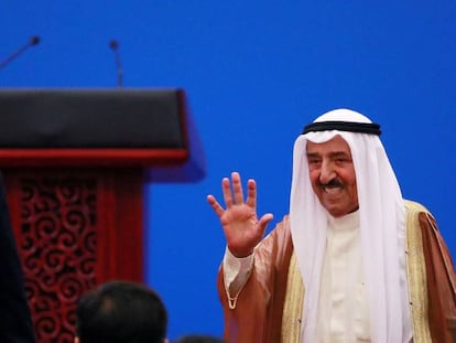 El emir de Kuwait, jeque Sabah al Ahmed al Sabah, junto al presidente chino, Xi Jinping.