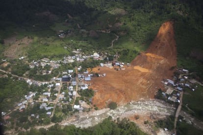 Vista a&eacute;rea de La Pintada, en el municipio de Atoyac de &Aacute;lvarez (Guerrero), donde un alud sepult&oacute; el pueblo.