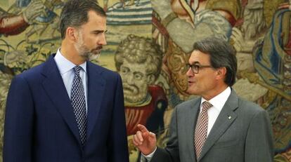 Imagen del encuentro entre Felipe VI y Artur Mas, el pasado viernes.