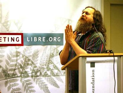 Richard Stallman en uno de los debates del LibreMeeting.