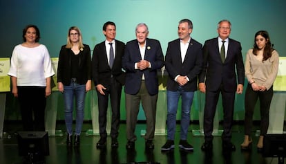 Los candidatos a la alcaldía de Barcelona antes de un debate organizado por las entidades sociales.