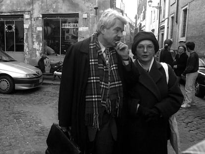 Pasqual Maragall y Diana Garrigosa, en Roma, en diciembre de 1997.