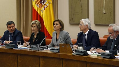 La ministra de Defensa, María Dolores de Cospedal, en el Congreso.