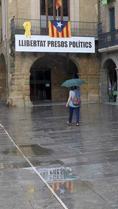 Estelada en el Ayuntamiento de Vic.