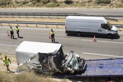 Uno de los veh&iacute;culos implicados en el accidente mortal.