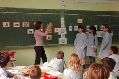 Los alumnos de un colegio público de Tarragona, durante una clase de Inglés.