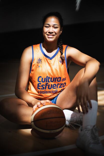 Noa Djiu, jugadora junior L'Alqueria del Basket
