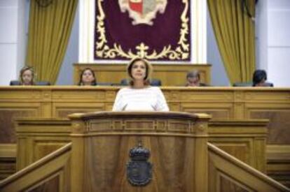 La presidenta de Castilla-La Mancha, María Dolores de Cospedal, durante su intervención con la que ha comenzado el último Debate sobre el Estado de la Región de la legislatura.