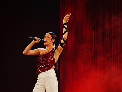 Blanca Paloma, durante su actuación en la noche del sábado en Liverpool.