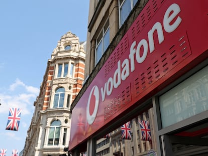 Tienda de Vodafone en Londres.