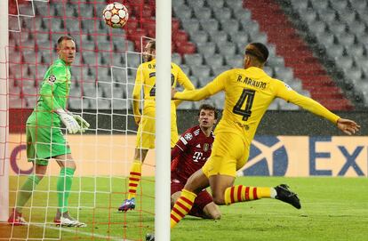 Muller marca el primer gol del Bayern ante el Barça. Getty