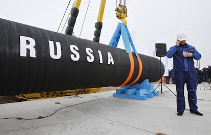 Un trabajador ruso en la construcción del gasoducto Nord Stream.