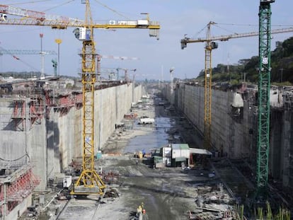 A view of the construction site of the Panama Canal Expansion project on the Atlantic side on the outskirts of Colon City January 15, 2014.