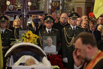 Funeral por la muerte del expresidente del Parlamento ucranio Andri Parubi, este martes en Lviv.