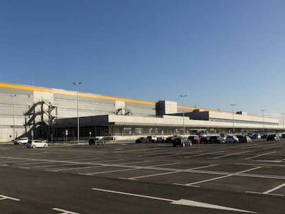 Centro de Amazon en El Prat, Barcelona.