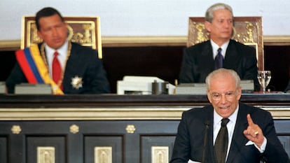 Jorge Olavarría, en el Parlamento venezolano, en 1999.