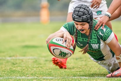 “[El rugby] me dio la confianza de dar el primer paso y hablarle a unas chicas que ahora son mis amigas, a ser más independiente, trabajar mejor en un equipo porque tienes que confiar en la de al lado, que va a trabajar como tú para llegar a tu meta y eso ayuda a la mejora de tu equipo, tu persona, el trabajo o en la escuela”: Luisa Wilson, deportista.