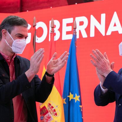 04.04.2021 Pedro Sánchez con Ángel Gabilondo
El secretario general del PSOE y presidente del Gobierno, Pedro Sánchez, y el candidato socialista a la Presidencia de la Comunidad de Madrid, Ángel Gabilondo participan en un acto, acompañados por Mónica Carazo, número 6 de la candidatura socialista a las elecciones de la Comunidad de Madrid.