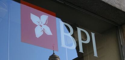 Fachada de una oficina de BPI.