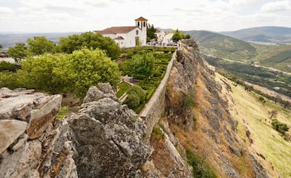 Panorámica del pueblo de Marvão, en el Alentejo (Portugal).