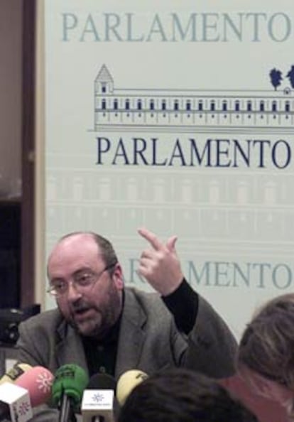 José Caballos, ayer, en el Parlamento andaluz