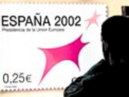 Primer sello español en euros, por valor de 0,25. El grabado es el logro de la presidencia española, que se extenderá durante el primer semestre de 2001.