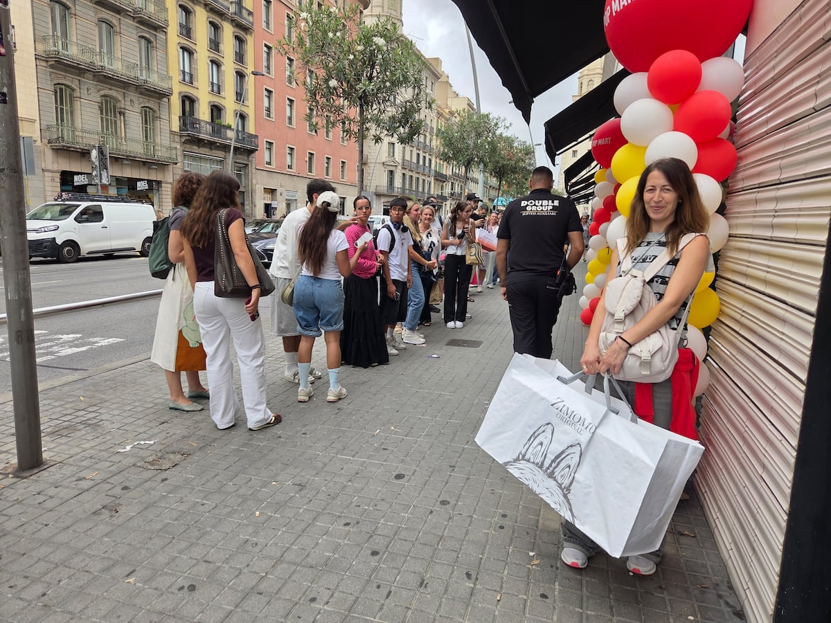 La fiebre de los Labubus crece en Barcelona: monstruos de hasta 1.200 euros y reventa disparada