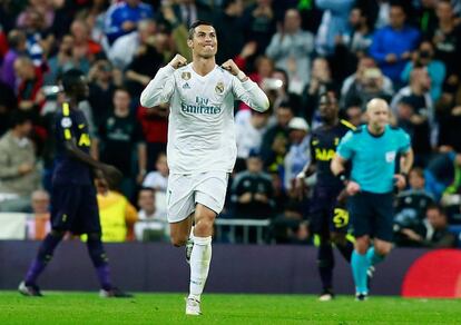 Cristiano Ronaldo celebra su gol.