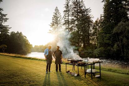 Dinner on the banks of the Teith River.