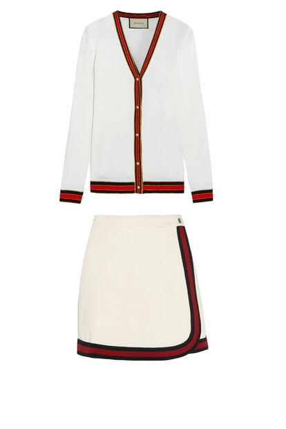 Conjunto de Gucci (la chaqueta cuesta 690 y la falda 395 euros). Disponible en Net-a-porter.