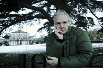 Julian Assange, ayer en la finca de Bungay donde se hospeda.