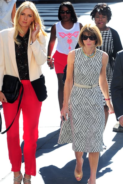 Anna Wintour entraba con Maria Sharapova al desfile de Victoria Beckham.