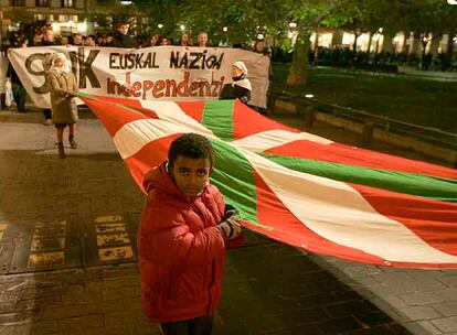 Cabeza de la manifestación de la izquierda <i>abertzale</i> en San Sebastián.