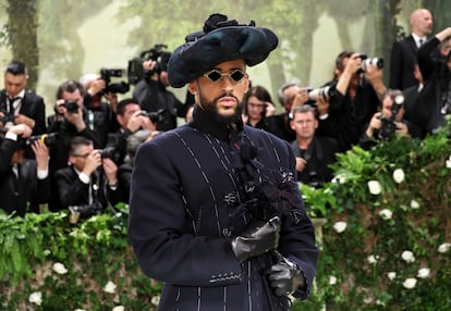 Bad Bunny en la gala de la moda Met, en mayo pasado en Nueva York.