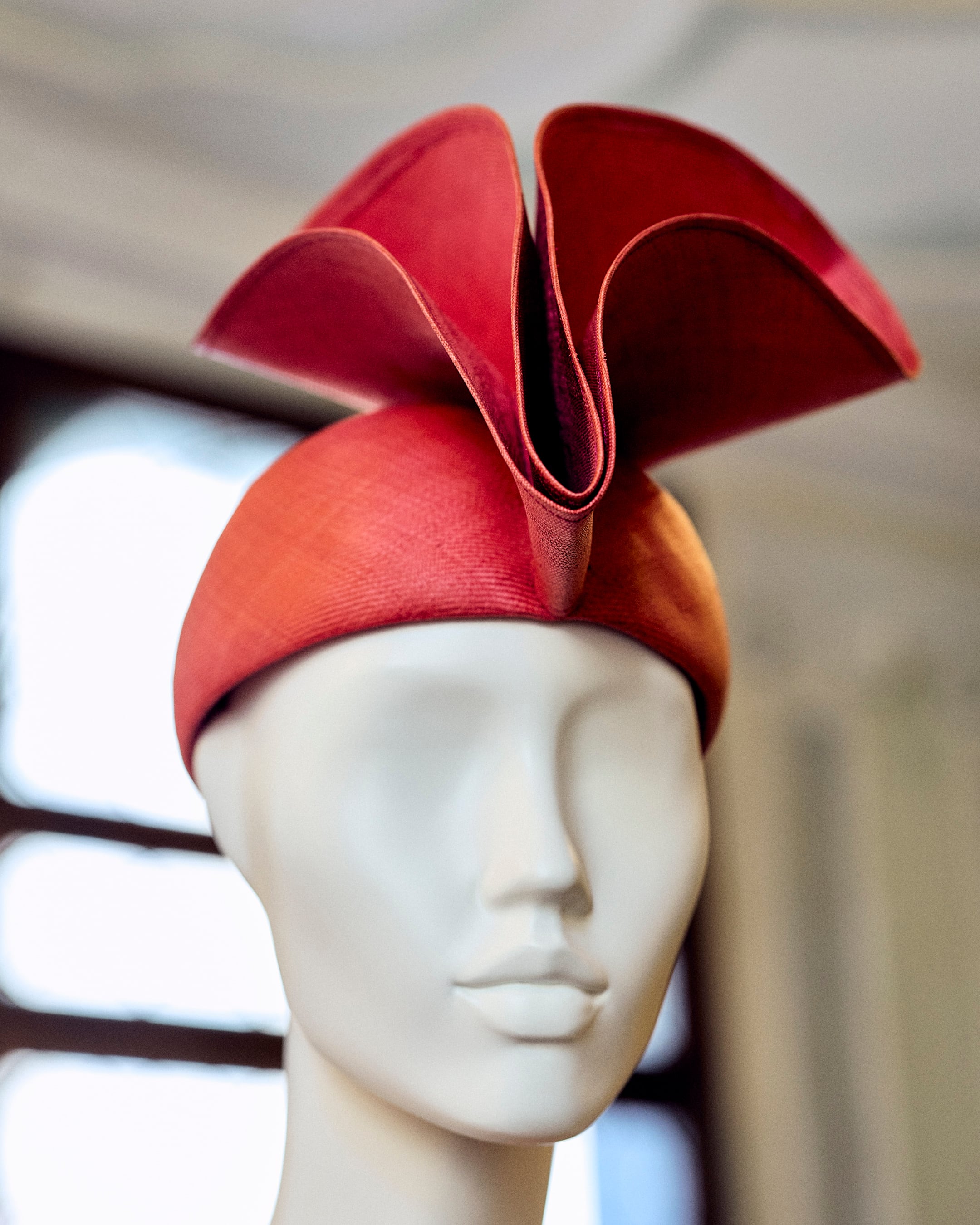 EPS 2614 ESPECIAL ARTESANIA MUSEO PIERRE CARDIN