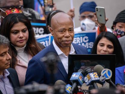 El candidato a la Acaldía de Nueva York, Eric Adams, durante un mitin en Brooklyn este martes.